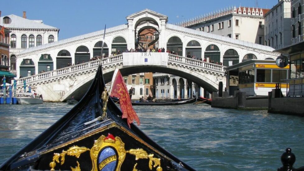 venice rialto with gondola