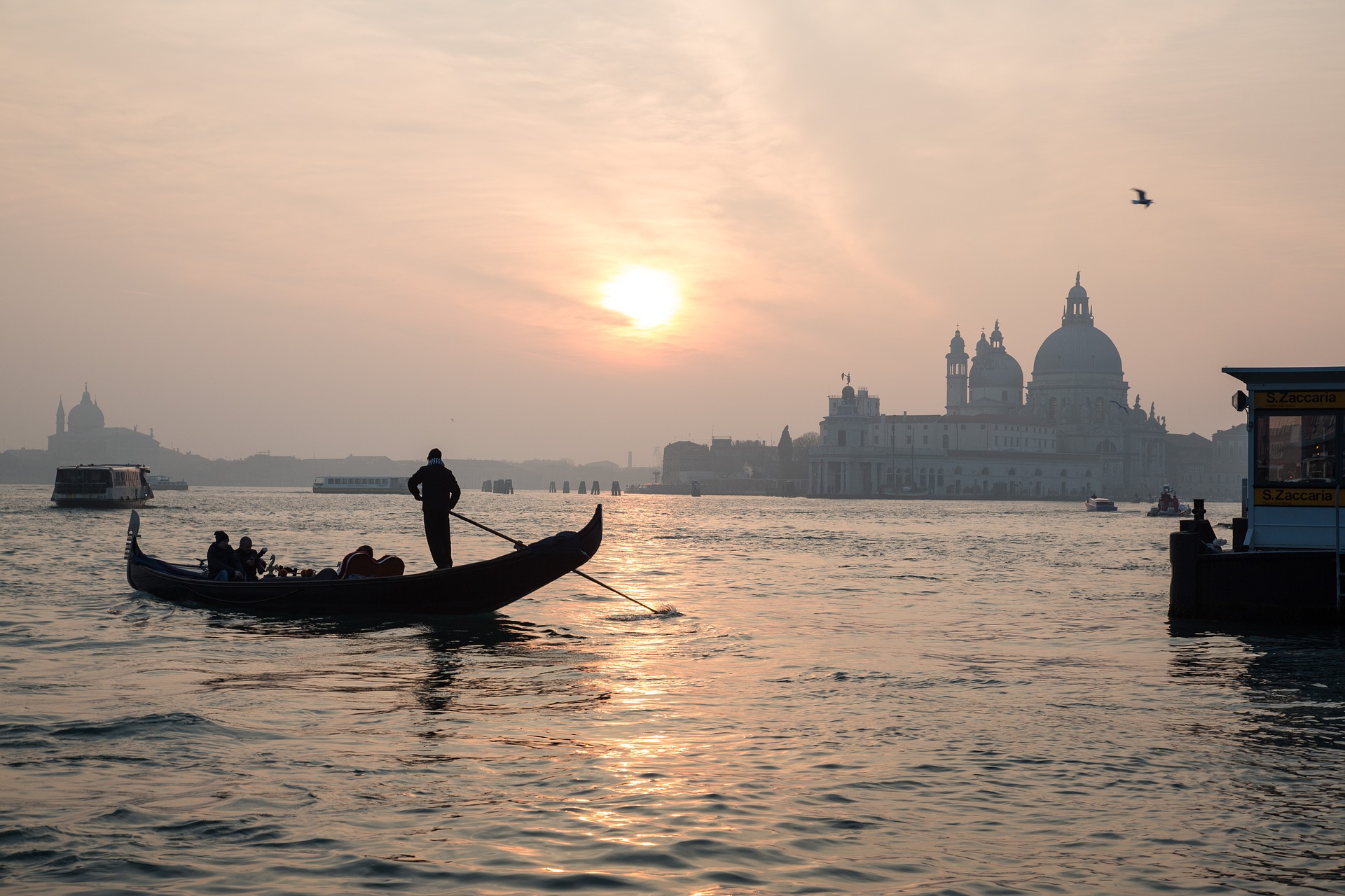 venice-gea03e273d_1920