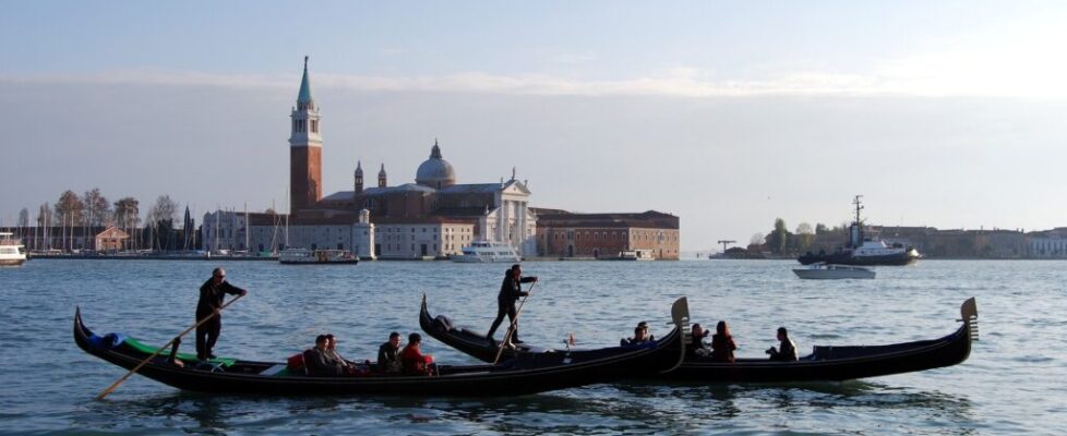 venice-472346_1920