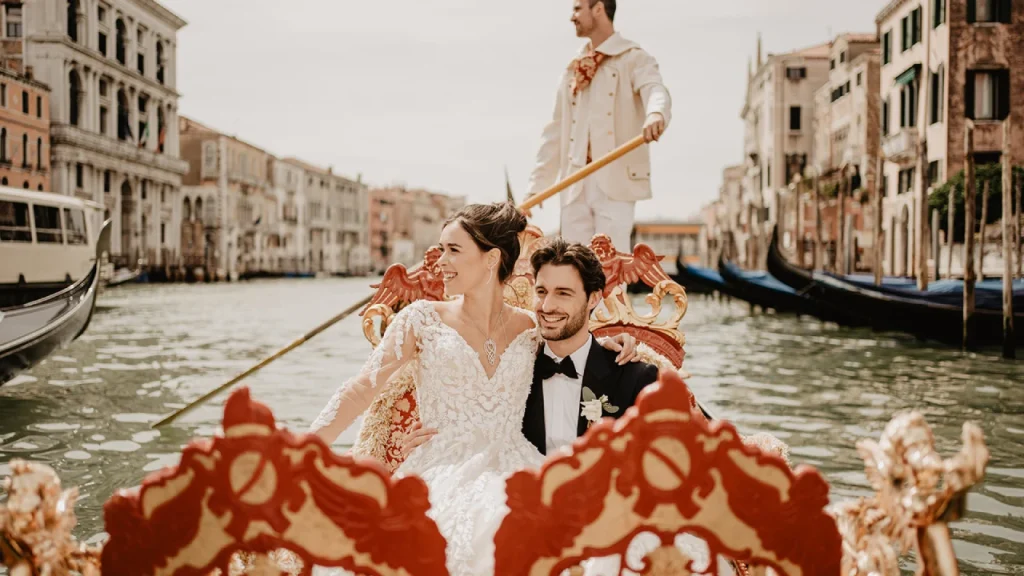 Exclusive Wedding Gondola – A Fairytale Experience in Venice