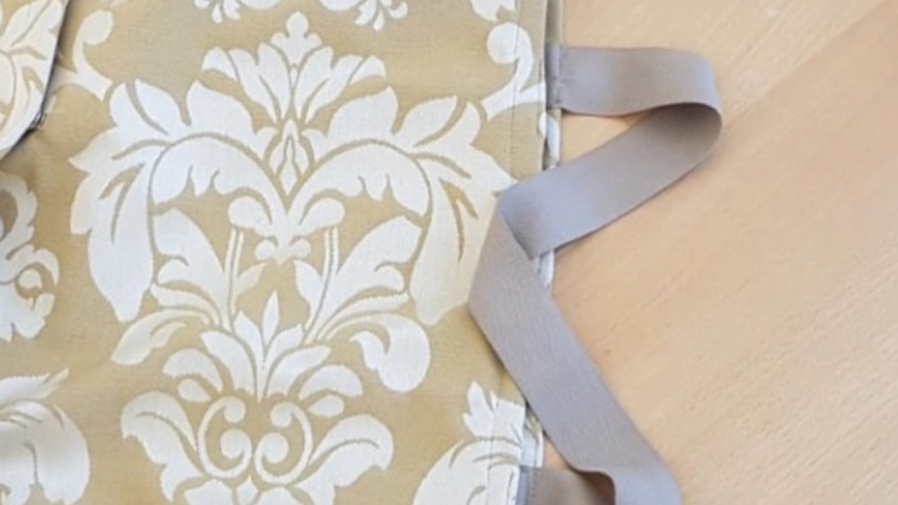 Venetian Sewing Experience: Create Your Own Masterpiece with Exquisite Fabrics